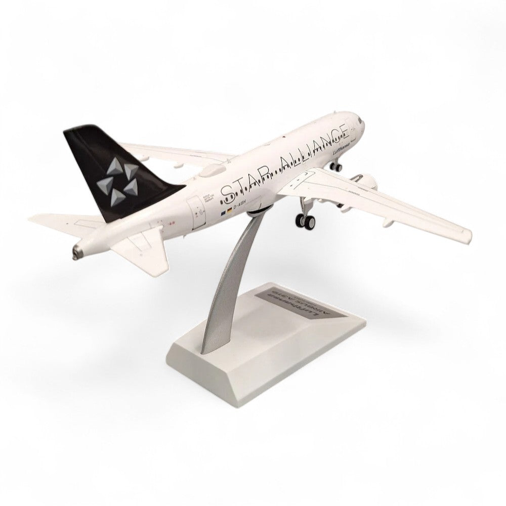 Airbus A319-112 Lufthansa Star Alliance D-AIBH 1/200