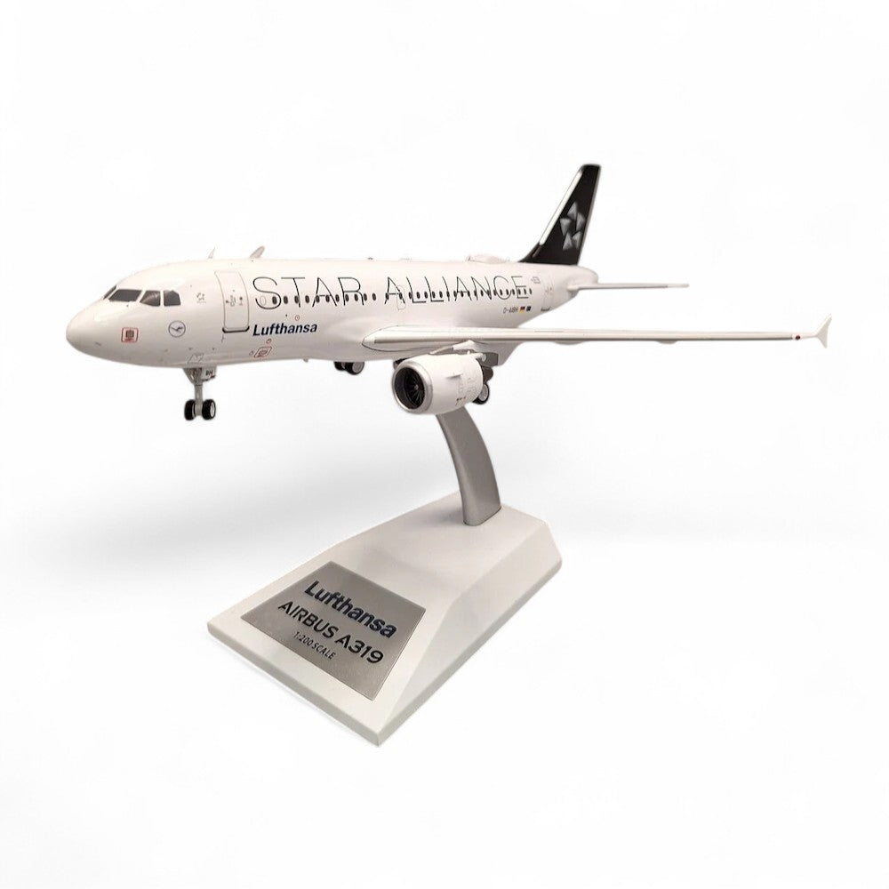 Airbus A319-112 Lufthansa Star Alliance D-AIBH 1/200