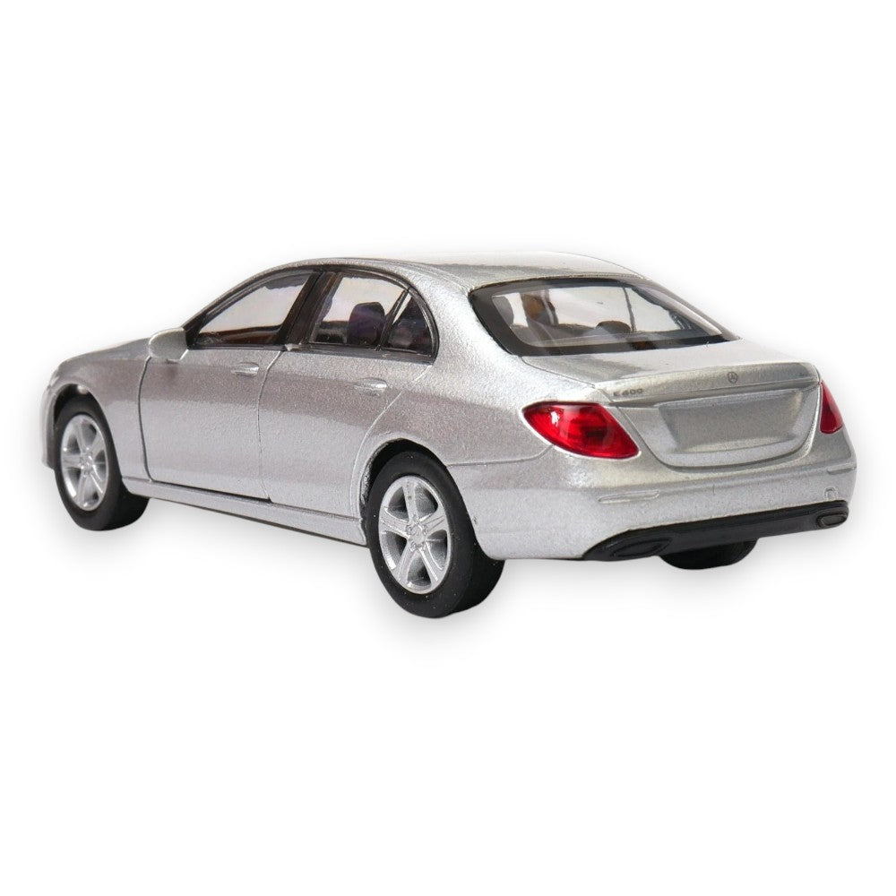 2016 Mercedes-Benz E-Class 1/34