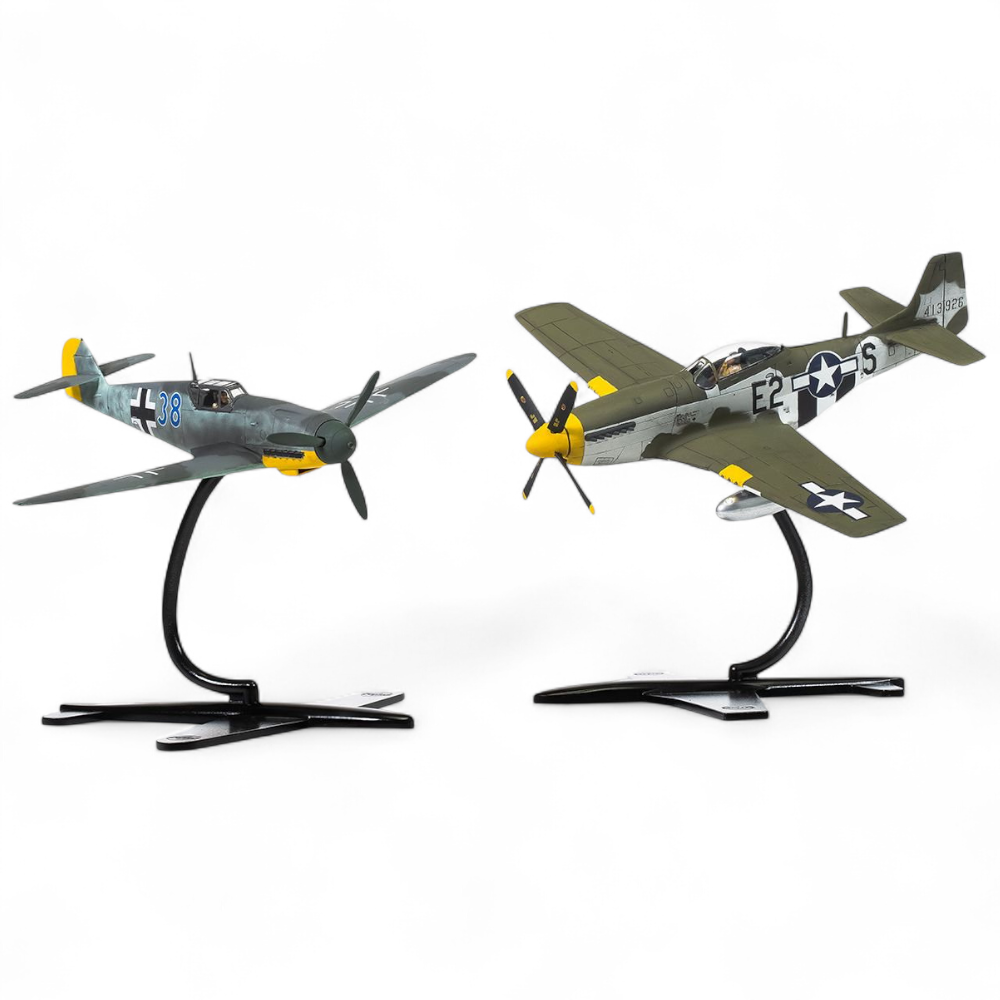 Double Fighter: P-51D Mustang vs Messerschmitt BF-109F-4 Gift Set Model Kit 1/72