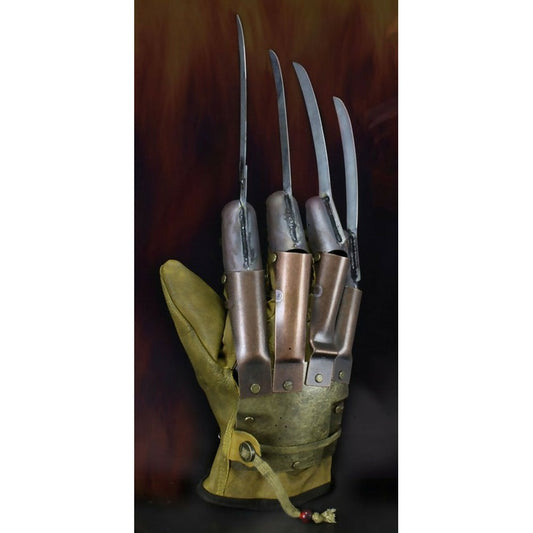 39818_NECA-Freddy-Glove1