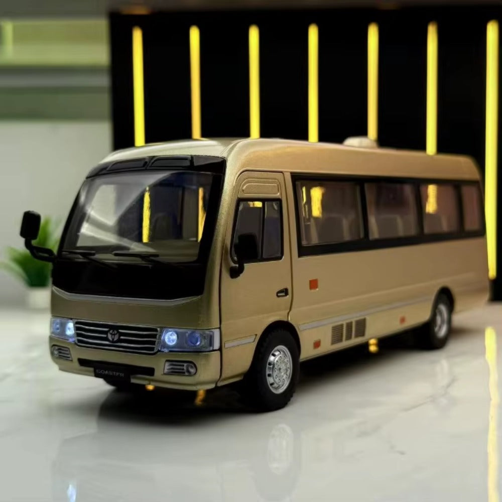 Toyota Coaster Minibus Dorado (Luces y Sonido) 1/24
