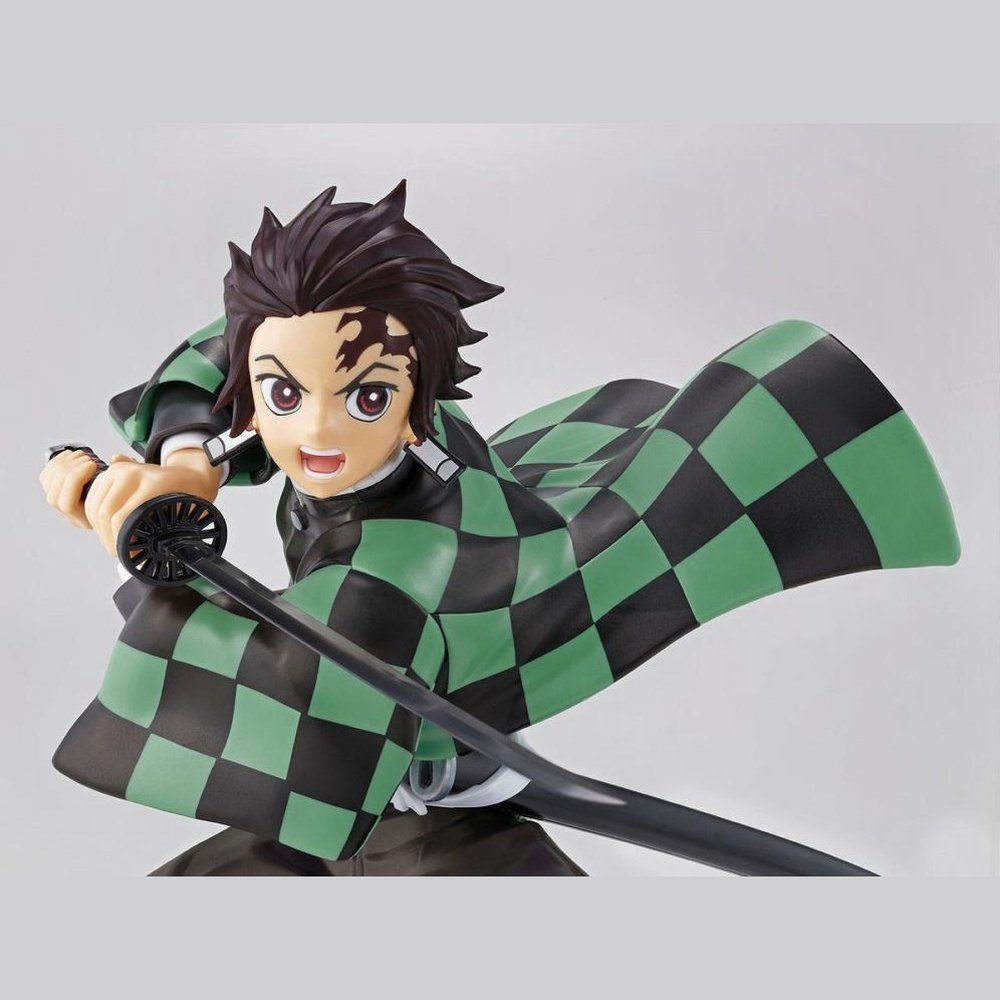 Demon Slayer: Kimetsu no Yaiba Tanjiro Kamado Model Kit