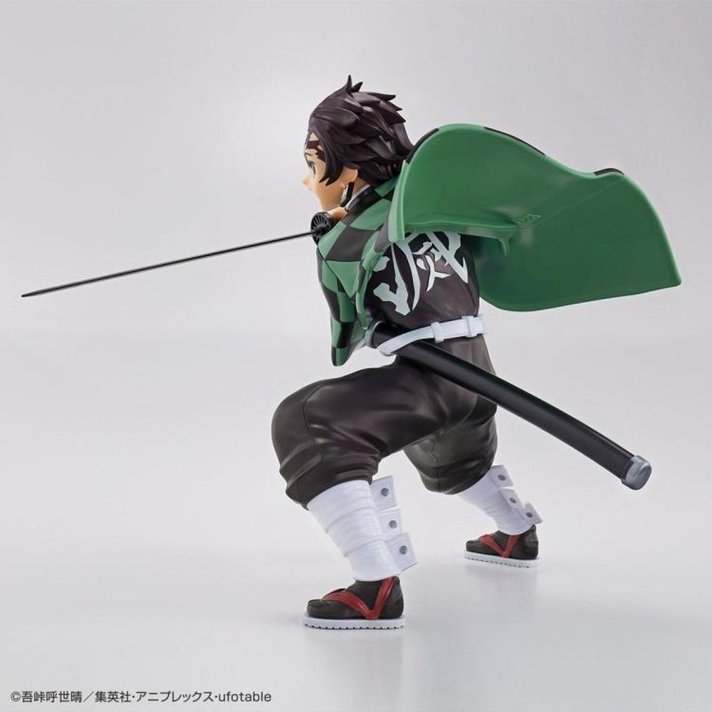 Demon Slayer: Kimetsu no Yaiba Tanjiro Kamado Model Kit