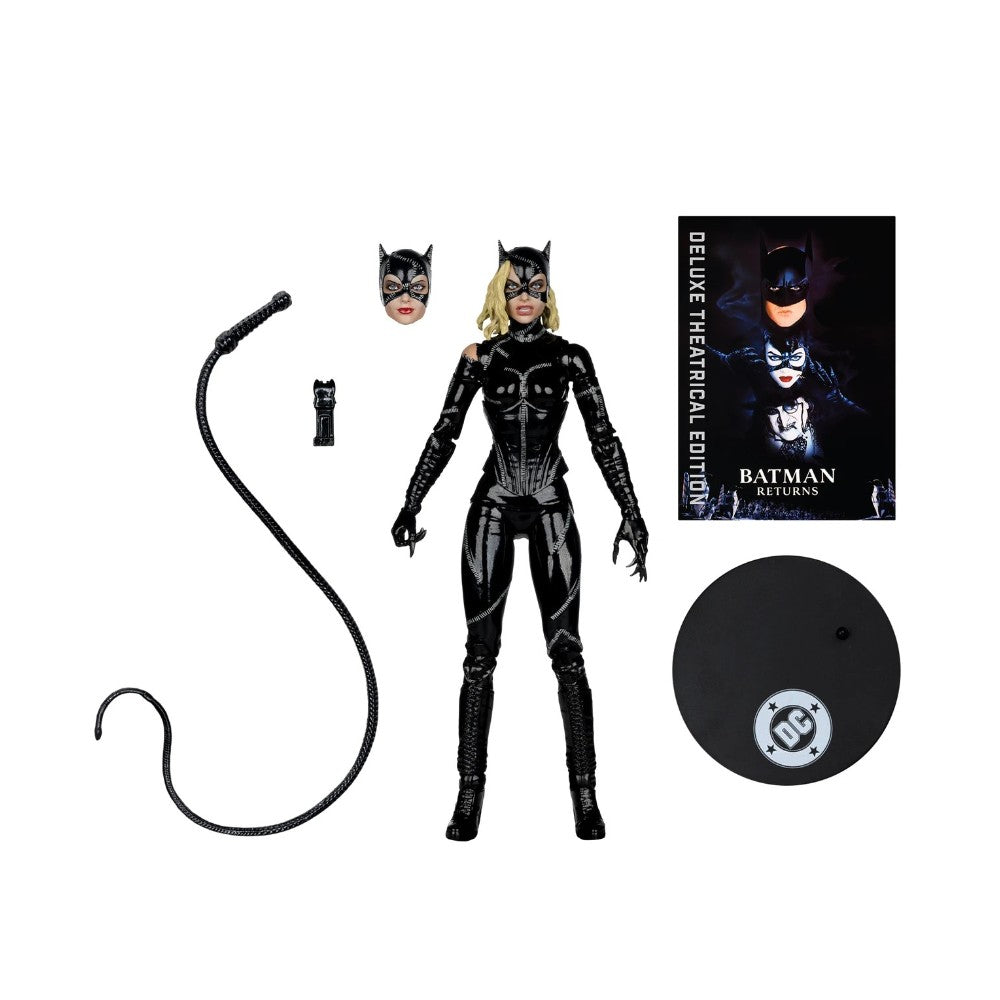 DC Multiverse Deluxe Theatrical Edition Catwoman (Battle Damaged)