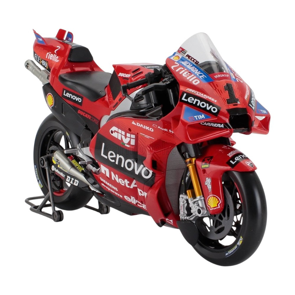 Ducati Desmosedici GP24 (Equipo Ducati Lenovo de MotoGP) 1/6