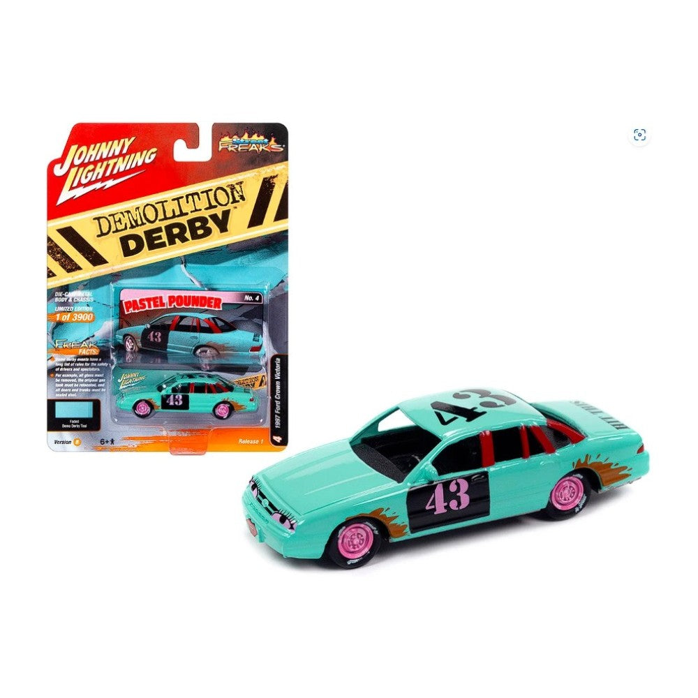 Demolition Derby - 1997 Ford Crown Victoria Pastel Punder 1/64
