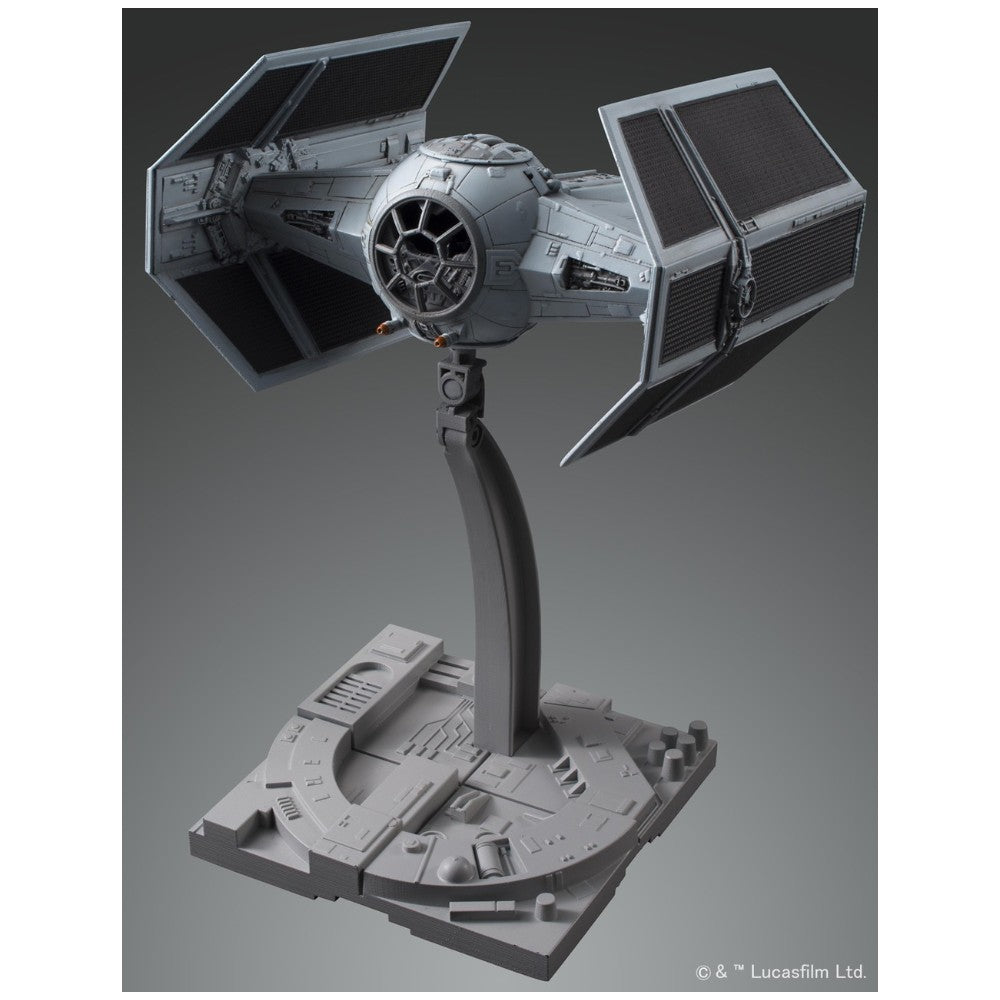 Star Wars  TIE Advanced x1 Model Kit 1/72
