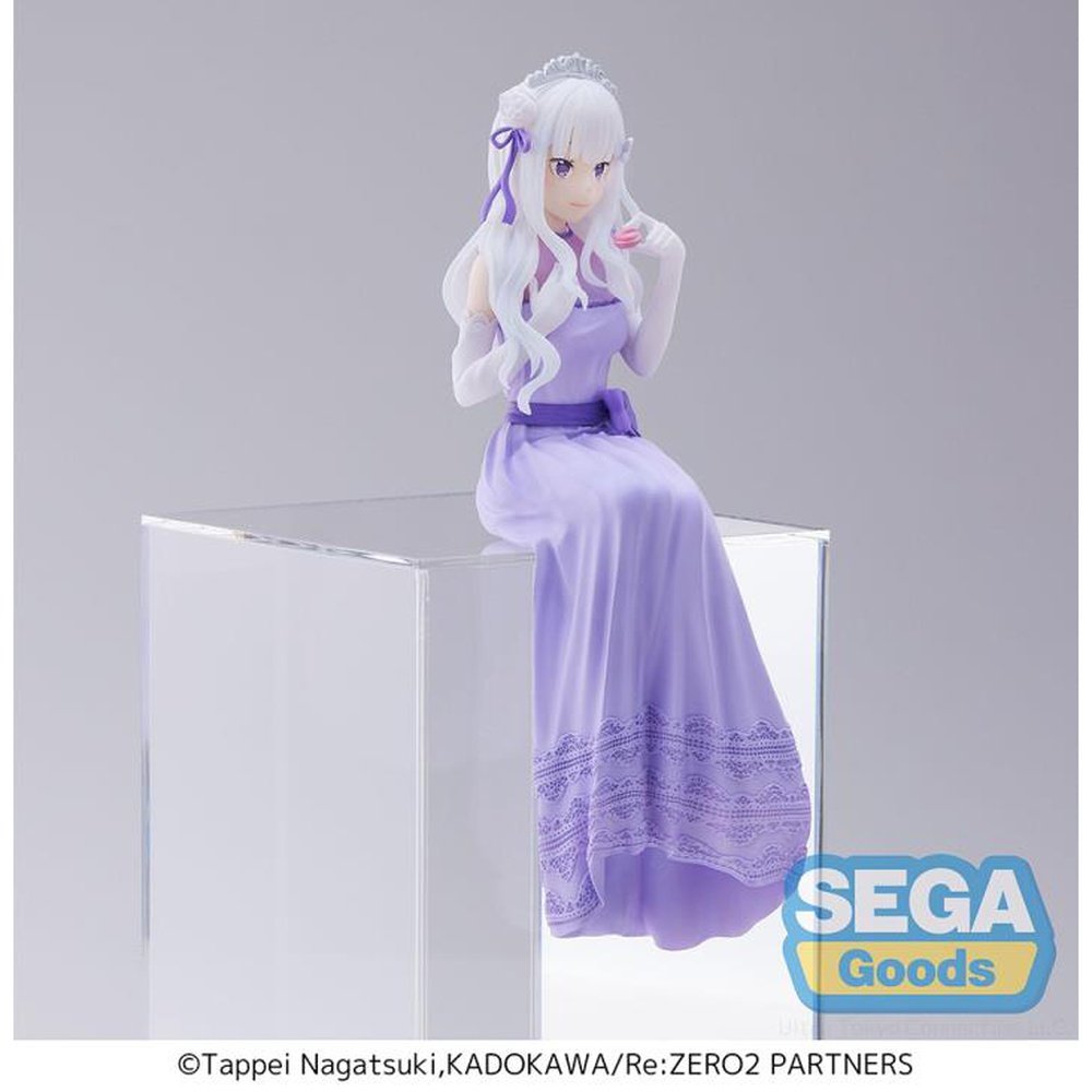 Re:Zero Starting Life in Another World Emilia Dressed Up Party Ver. Premium Perching