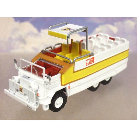 660 Truck Minibus Open Papamobile 1974 1/72