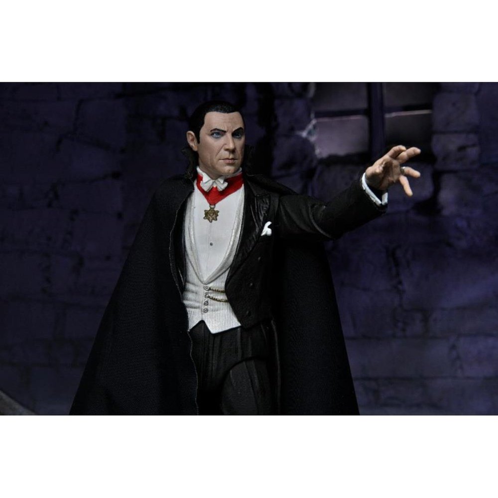 Universal Monsters Ultimate Dracula Transylvania