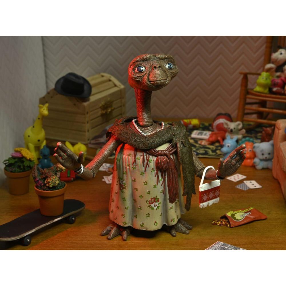 E.T. 40th Anniversary Ultimate Dress Up E.T.