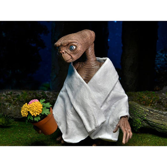 E.T. 40th Anniversary Ultimate E.T.