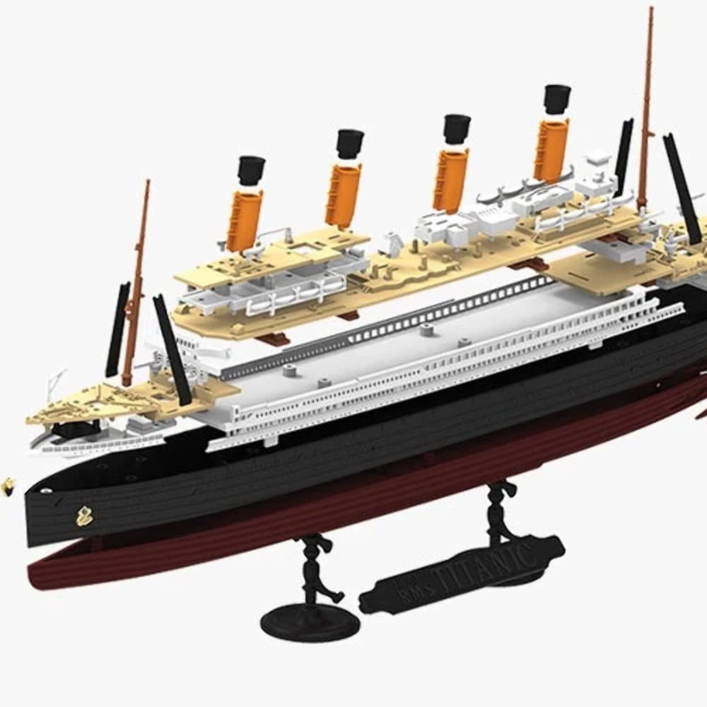 R.M.S. Titanic 1/1000