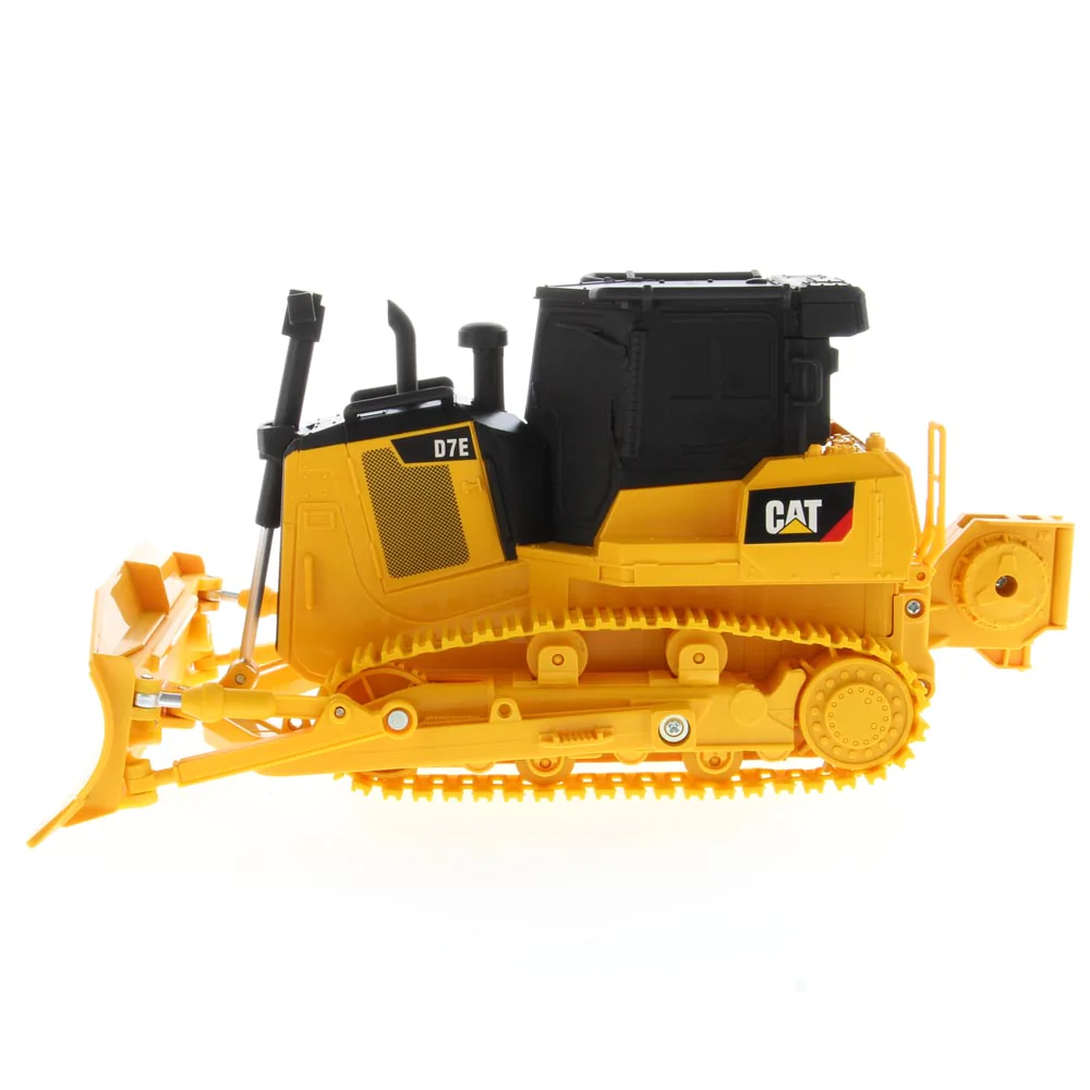 Cat D7E Track-Type Tractor Control Remoto 1/35