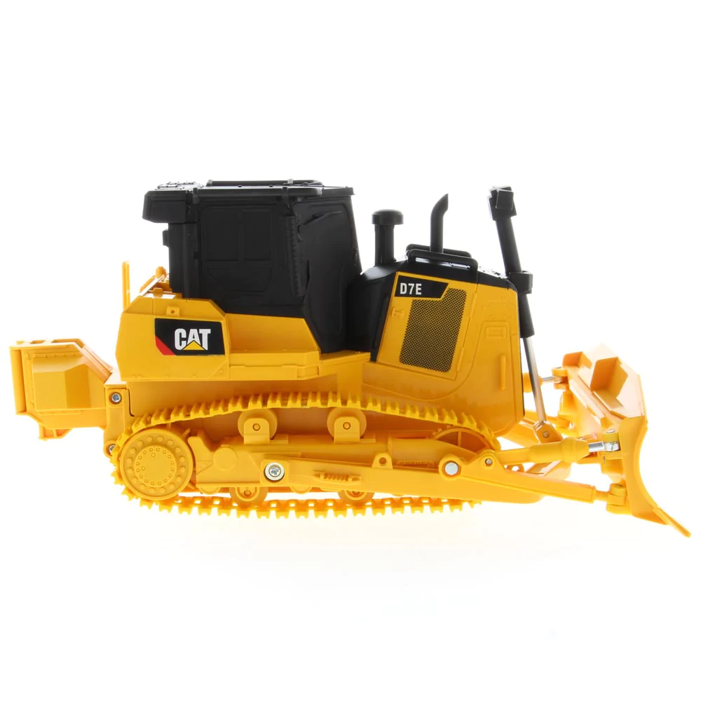 Cat D7E Track-Type Tractor Control Remoto 1/35