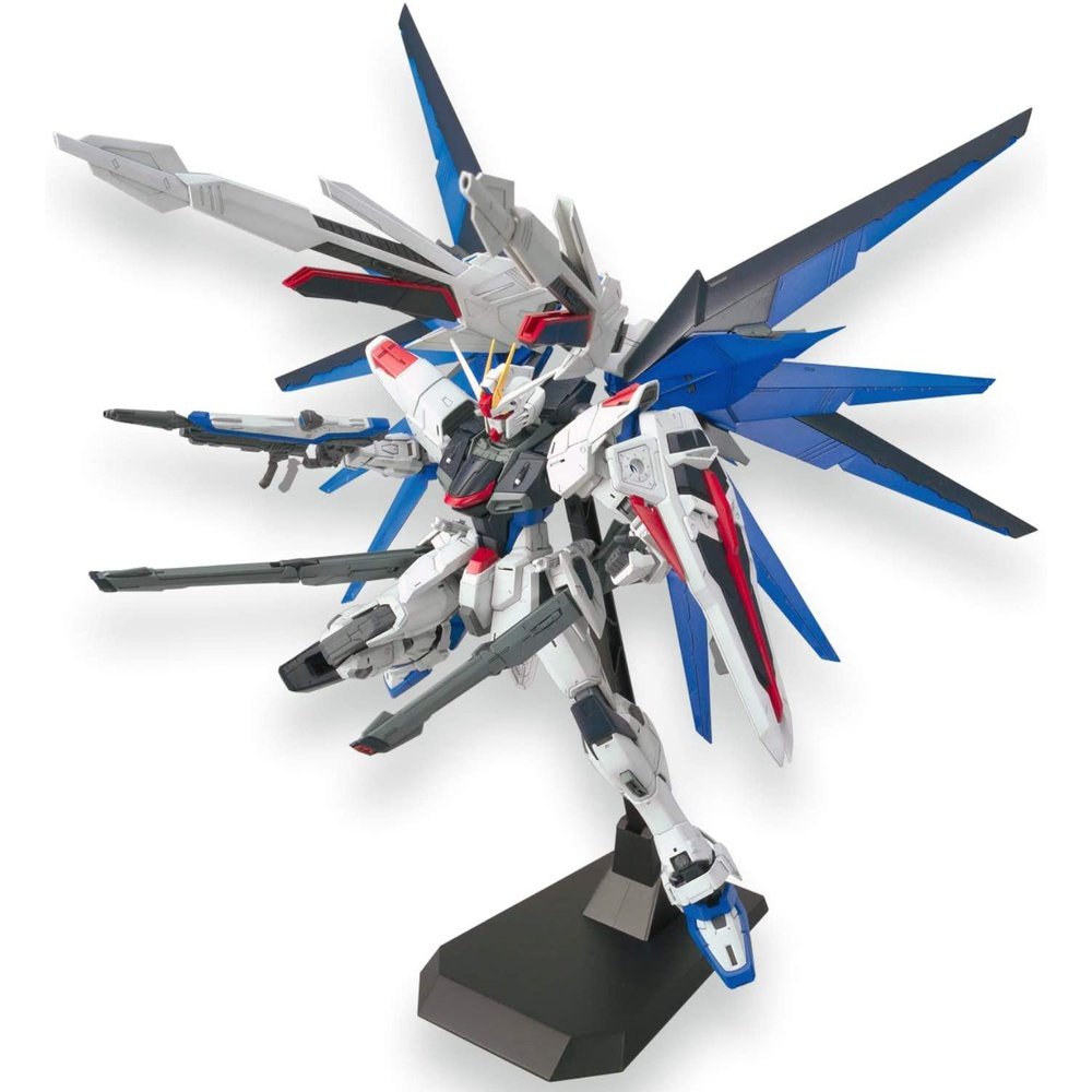 MG Freedom Gundam Z.A.F.T. Mobile Suit ZGMF-X10A Model Kit 1/100