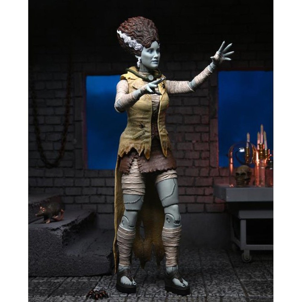 *PRE-VENTA* TMNT Universal Monsters April O'Neil as The Bride Of Frankenstein toysmaster