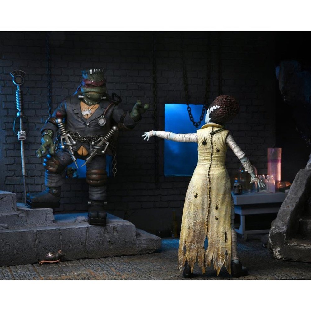 *PRE-VENTA* TMNT Universal Monsters April O'Neil as The Bride Of Frankenstein toysmaster