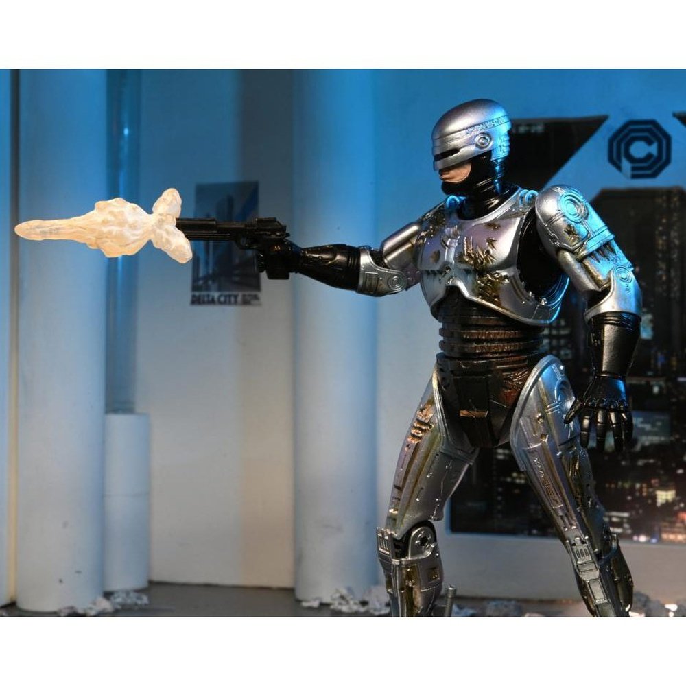 Ultimate Battle Damaged RoboCop con Silla