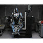 Ultimate Battle Damaged RoboCop con Silla