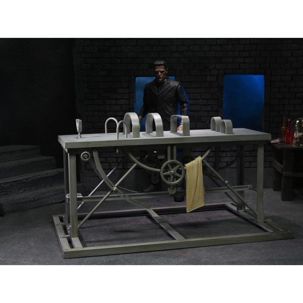 Universal Monsters Frankenstein Accessory Pack