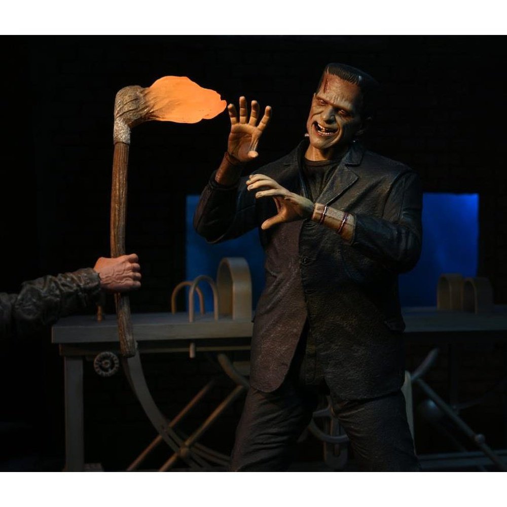 Universal Monsters Frankenstein Accessory Pack
