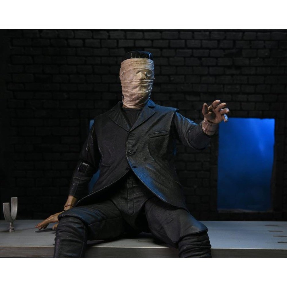 Universal Monsters Frankenstein Accessory Pack