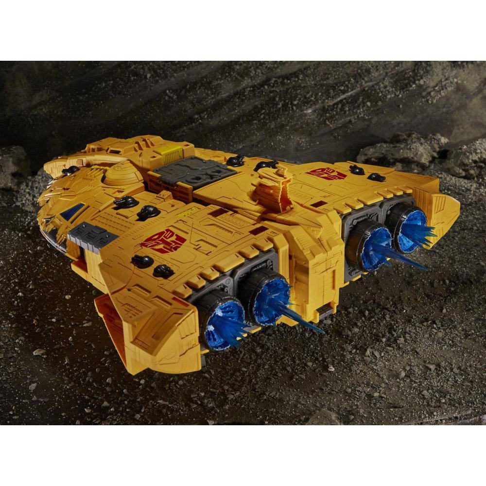 Transformers War for Cybertron: Kingdom Titan WFC-K30 Autobot Ark