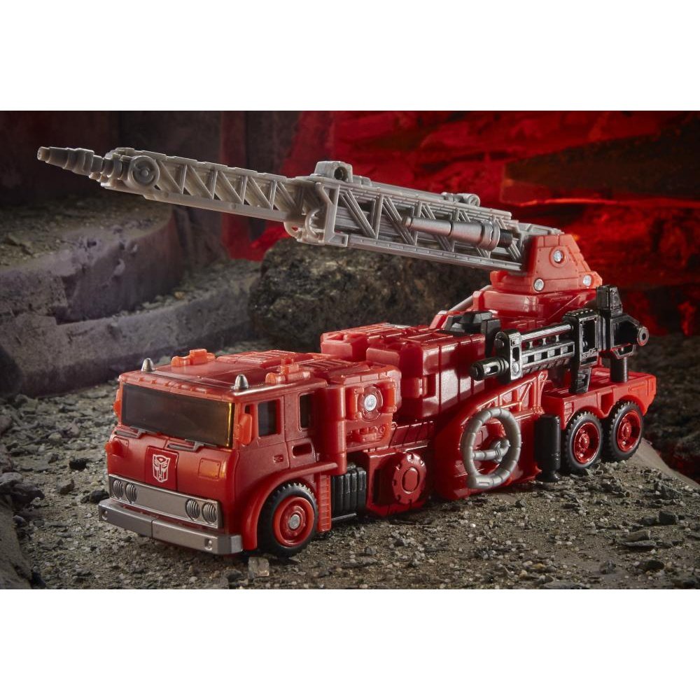 Transformers War for Cybertron: Kingdom Voyager Inferno toysmaster