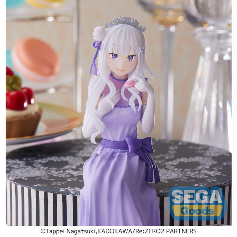 Re:Zero Starting Life in Another World Emilia Dressed Up Party Ver. Premium Perching