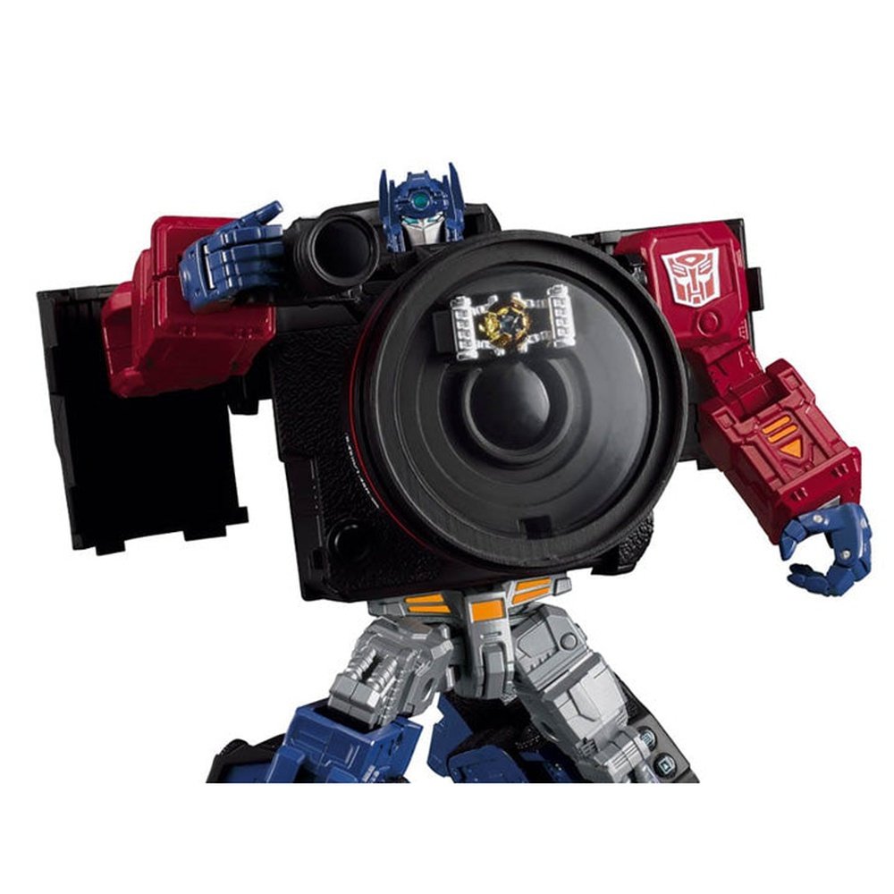 Transformers x Canon Optimus Prime R5